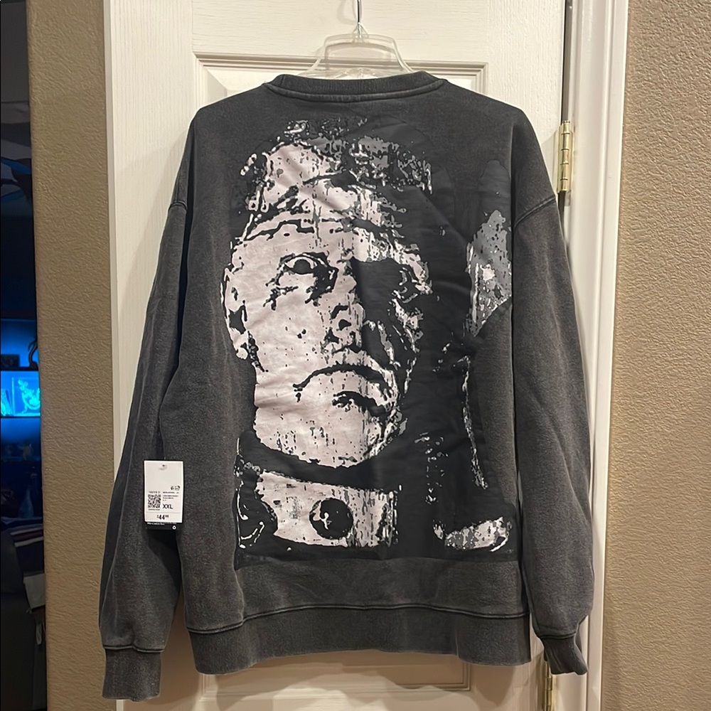 Graphic Sweatshirt with Horror Print
